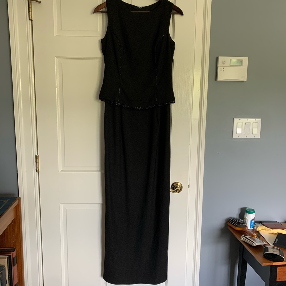 SCOTT MCCLINTOCK BLACK EVENING GOWN